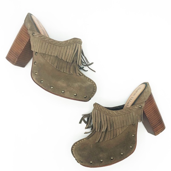 Anthropologie Shoes - Anthro Gee WaWa Shimmer Fringe Clog SZ 9